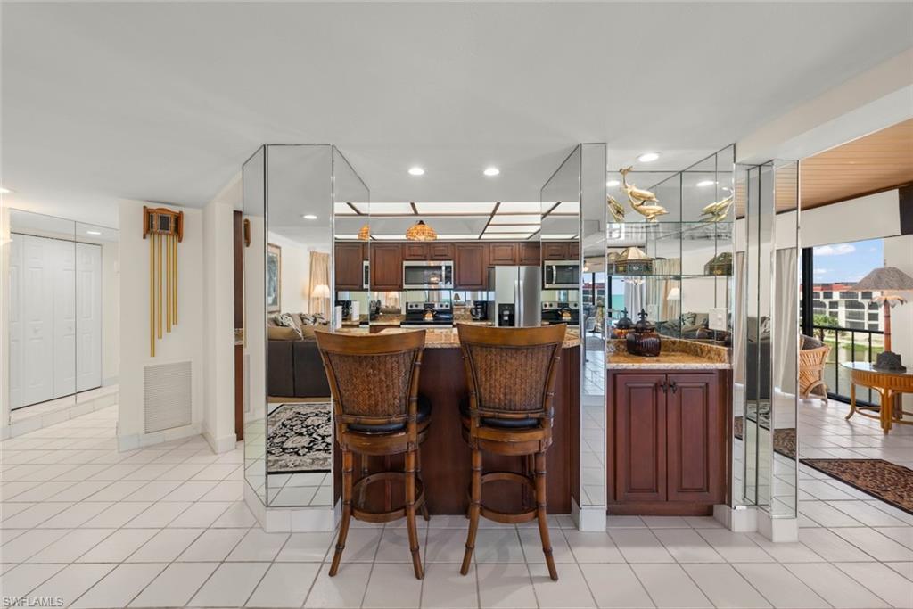 POINTE SANTO DE SANIBEL CONDO - Residential