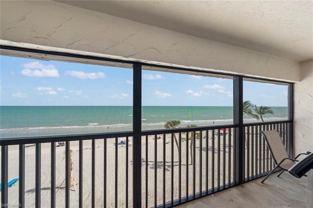 POINTE SANTO DE SANIBEL CONDO - Residential
