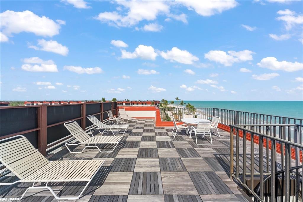 POINTE SANTO DE SANIBEL CONDO - Residential