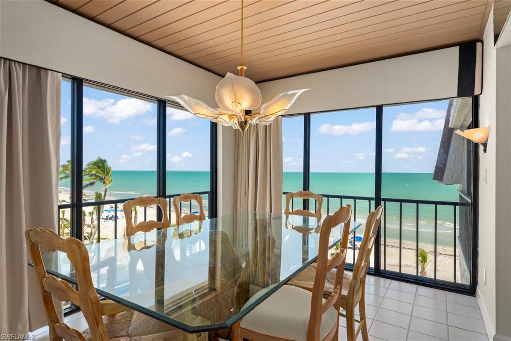 POINTE SANTO DE SANIBEL CONDO - Residential