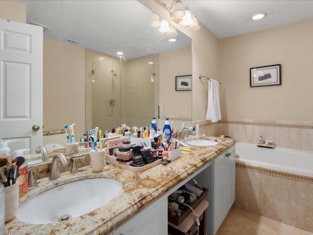 WILSHIRE PINES - Residential