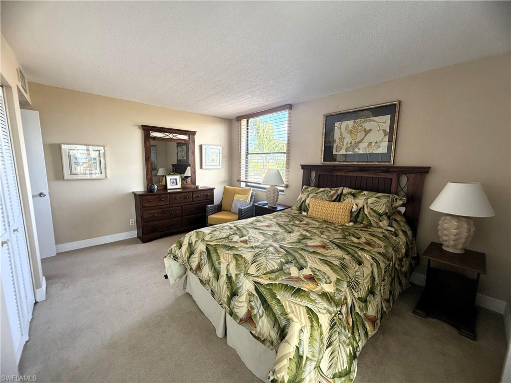 SCHOONER BAY - Residential Lease