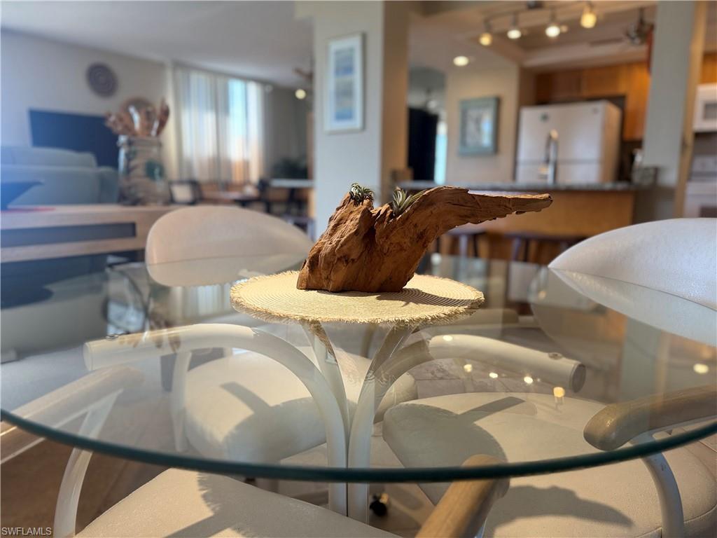 SCHOONER BAY - Residential Lease