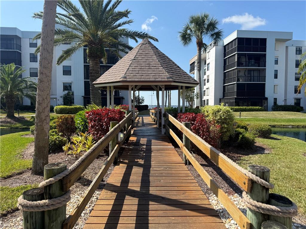 SCHOONER BAY - Residential Lease