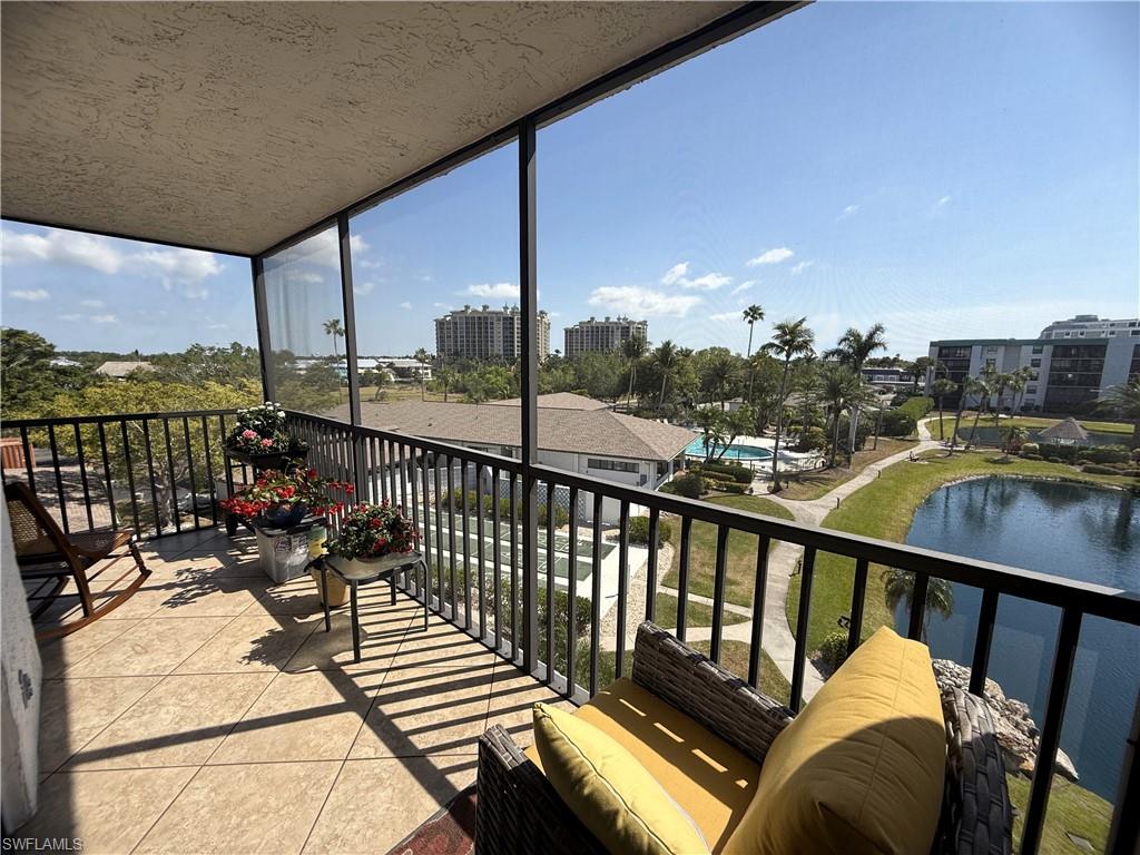 SCHOONER BAY - Residential Lease