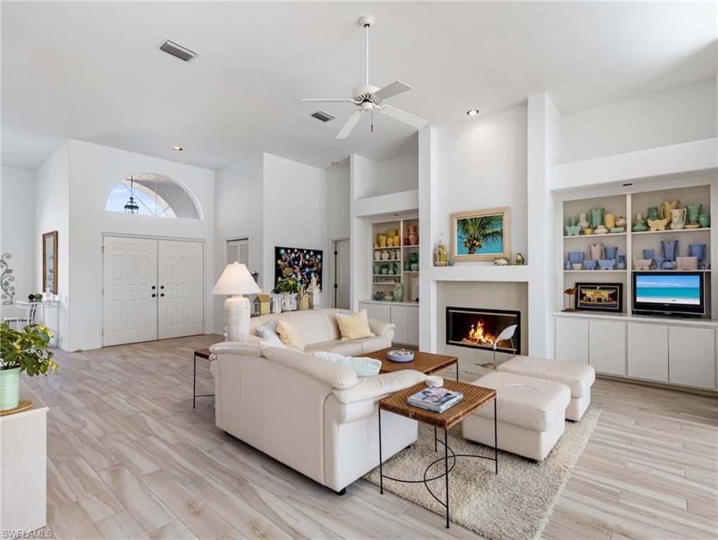 PALM ACRES - Residential