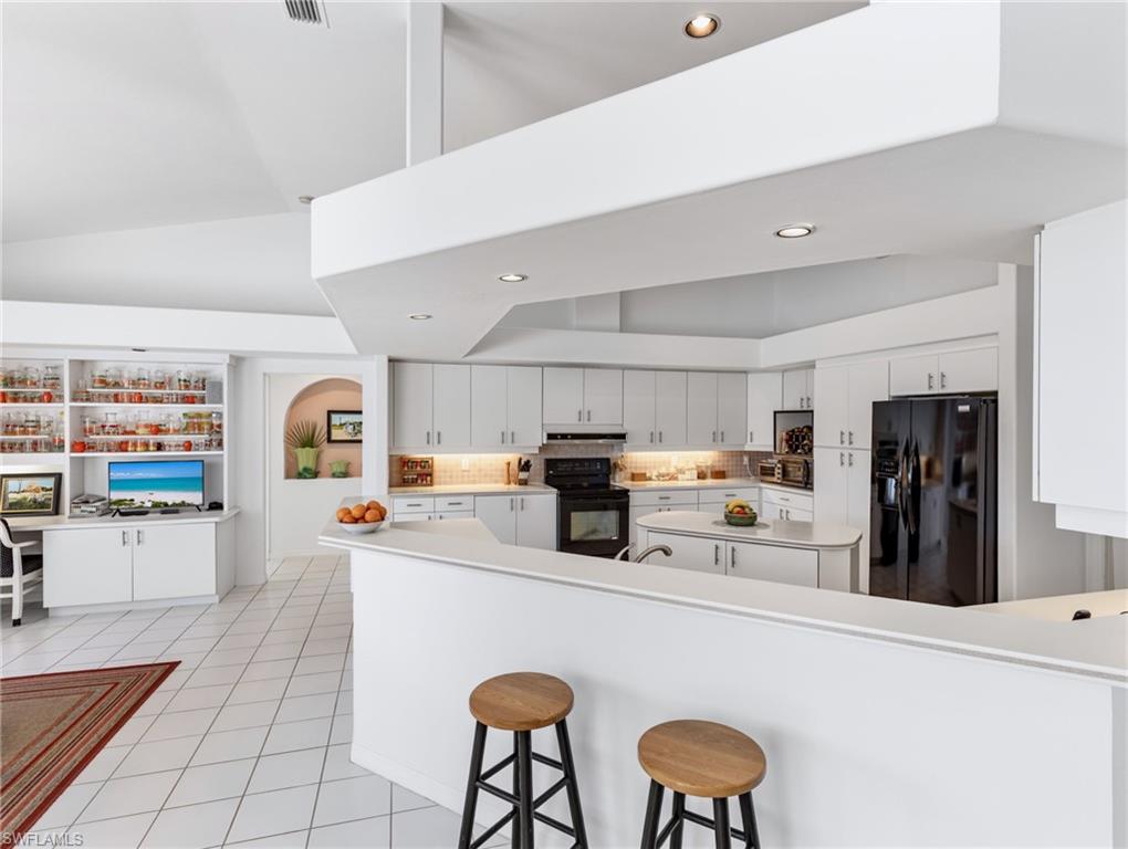 PALM ACRES - Residential