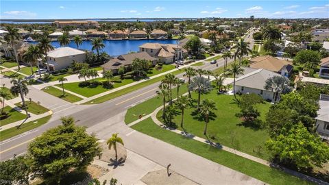 A home in MARCO ISLAND