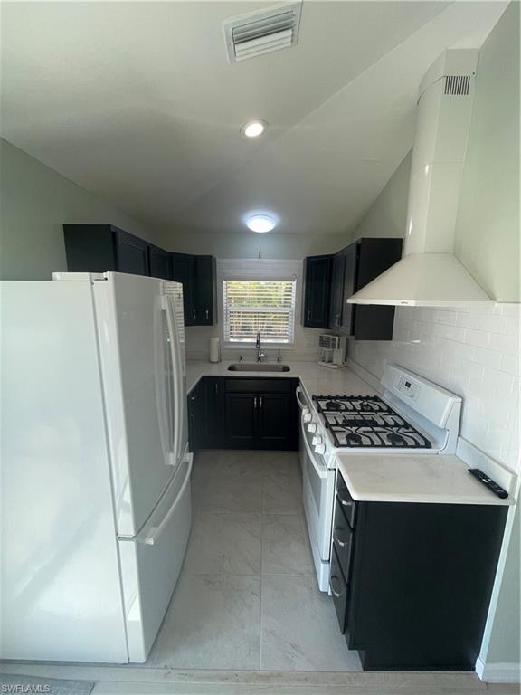 PORT CHARLOTTE - Land