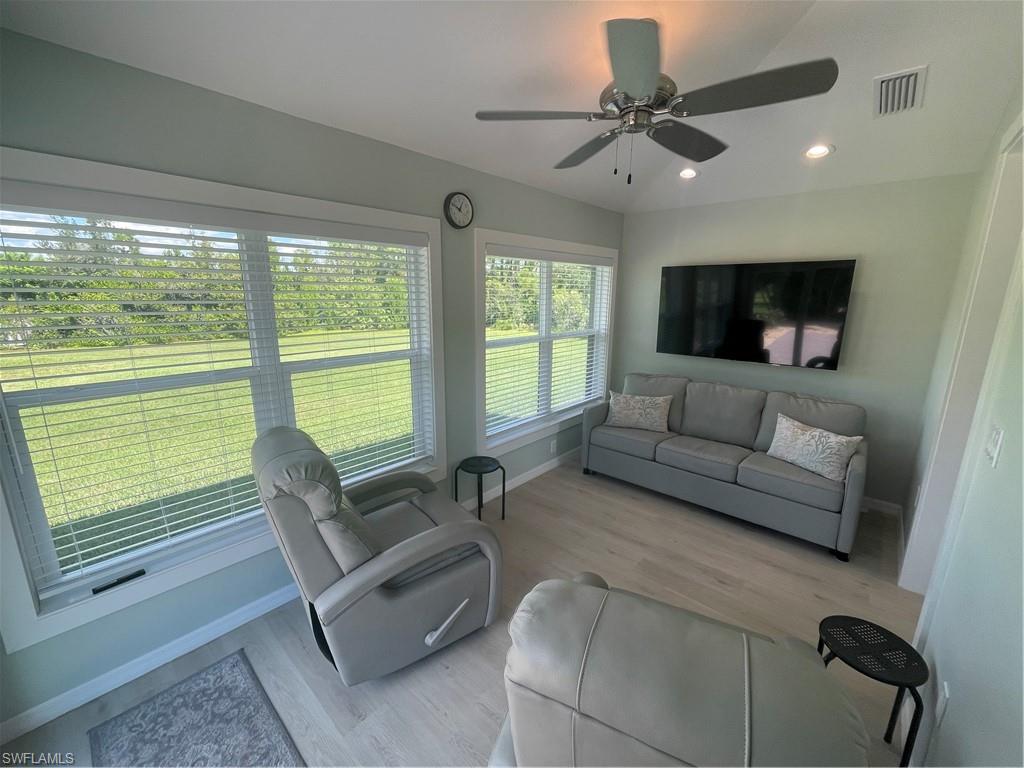 PORT CHARLOTTE - Land