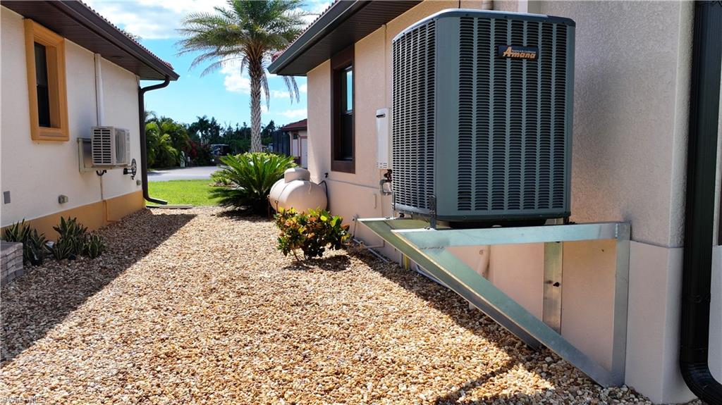 PORT CHARLOTTE - Land