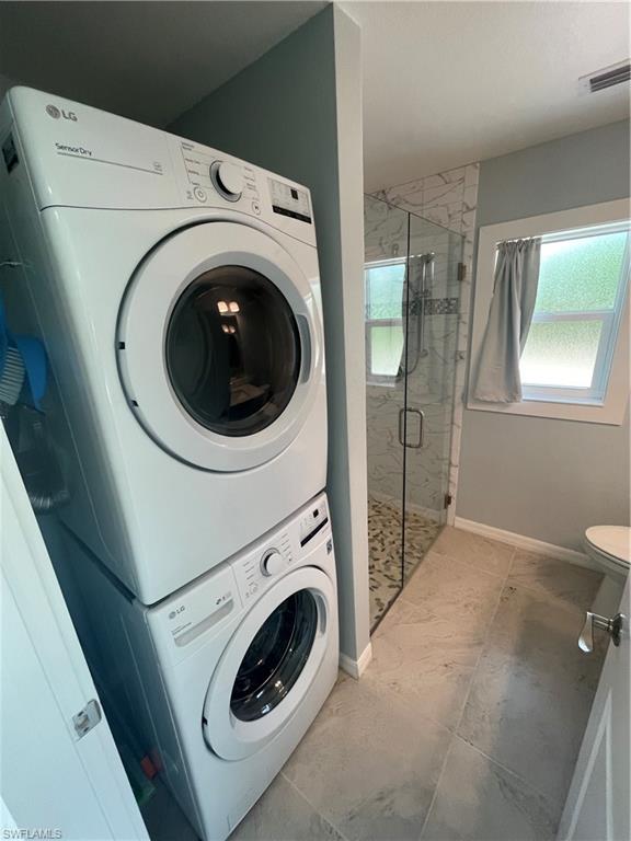 PORT CHARLOTTE - Land