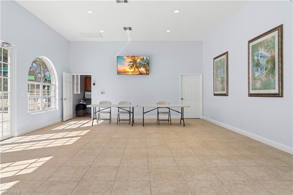 COLONY LAKES - Residential