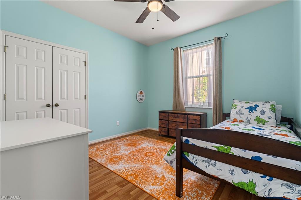 COLONY LAKES - Residential