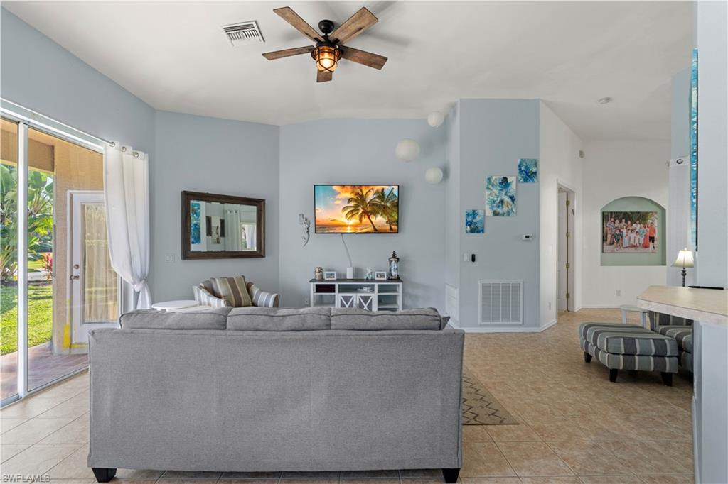 COLONY LAKES - Residential