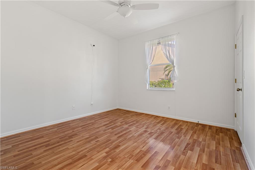 COLONY LAKES - Residential