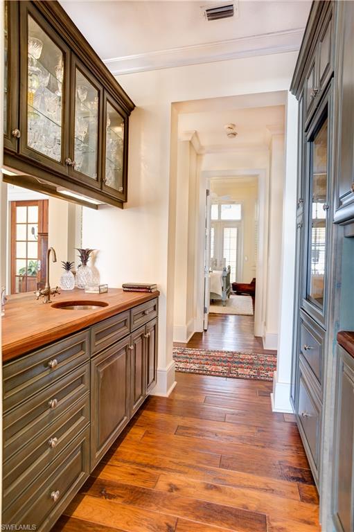 METES AND BOUNDS - Residential