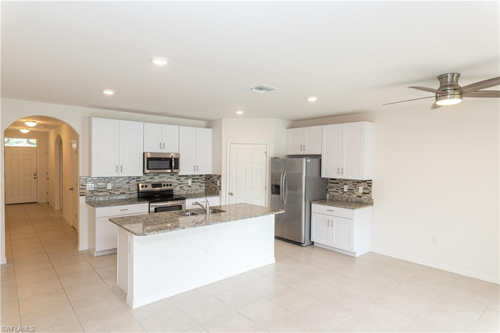 MCGREGOR GROVES - Residential