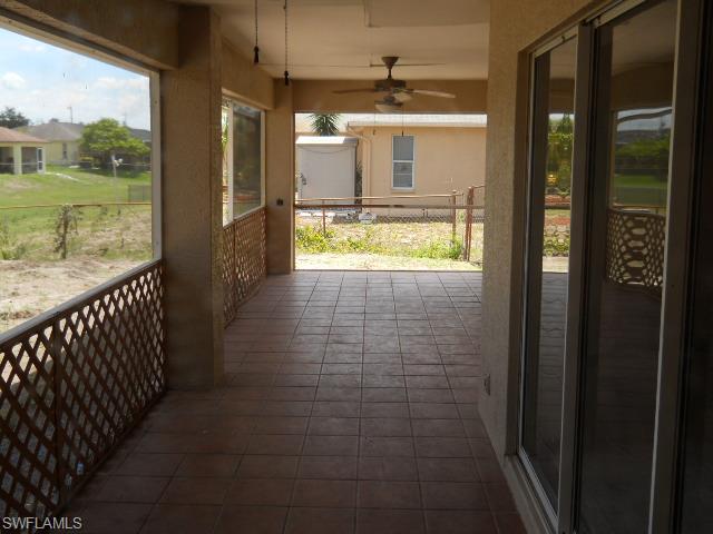 MIRROR LAKES - Residential