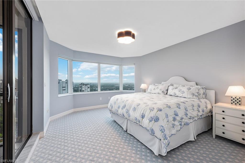 CARLYSLE AT BAY COLONY - Residential