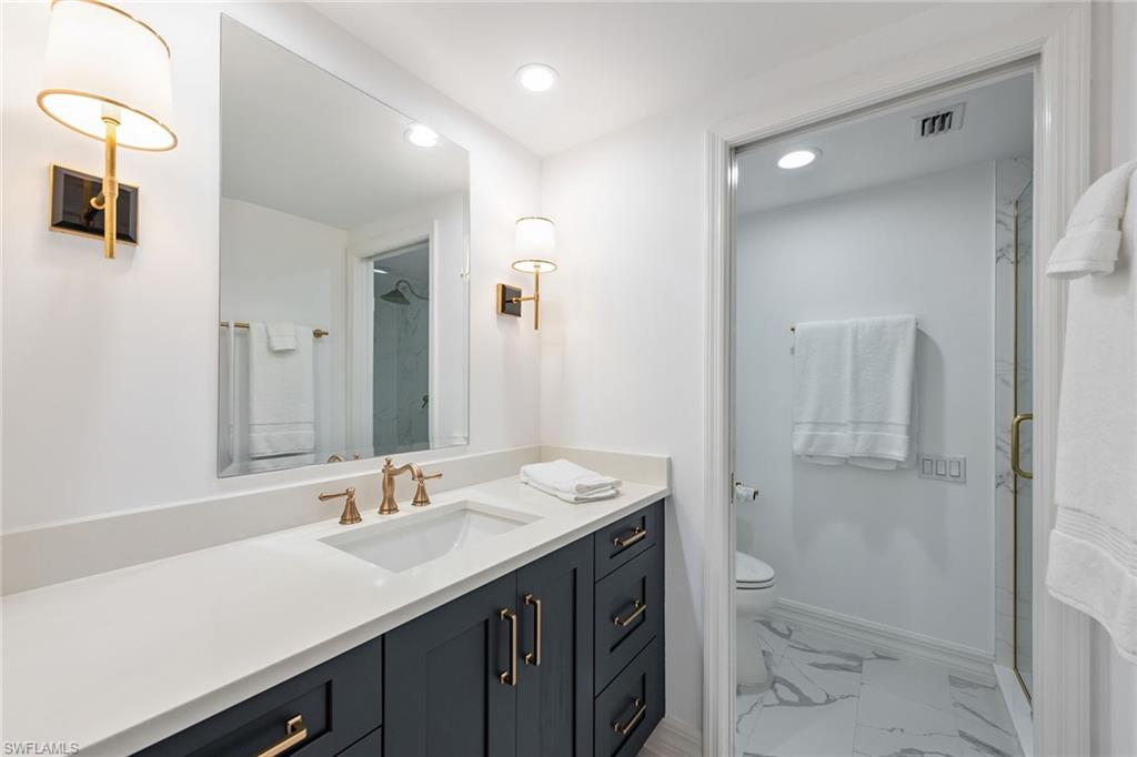 CARLYSLE AT BAY COLONY - Residential