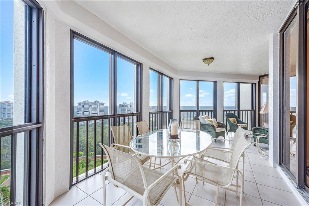 CARLYSLE AT BAY COLONY - Residential