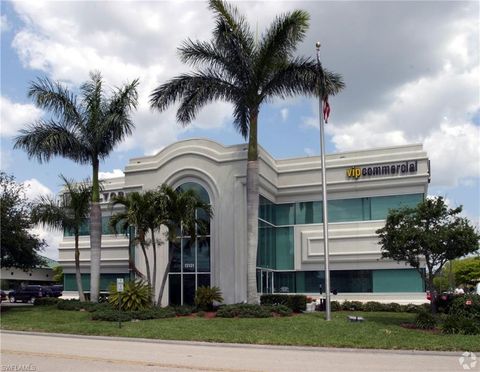 13131 University DR FORT MYERS FL 33907