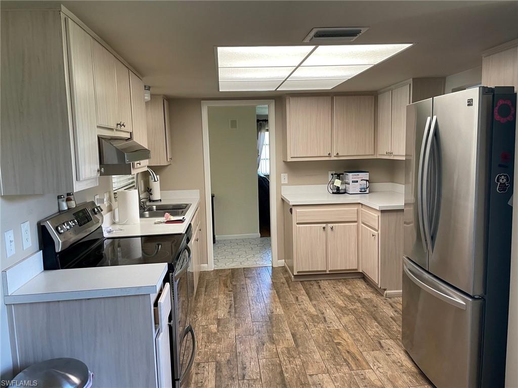 WHISKEY CREEK VILLAGE GREEN - Residential