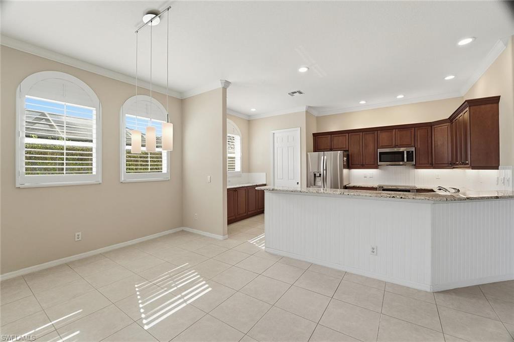 BRIARWOOD - Residential