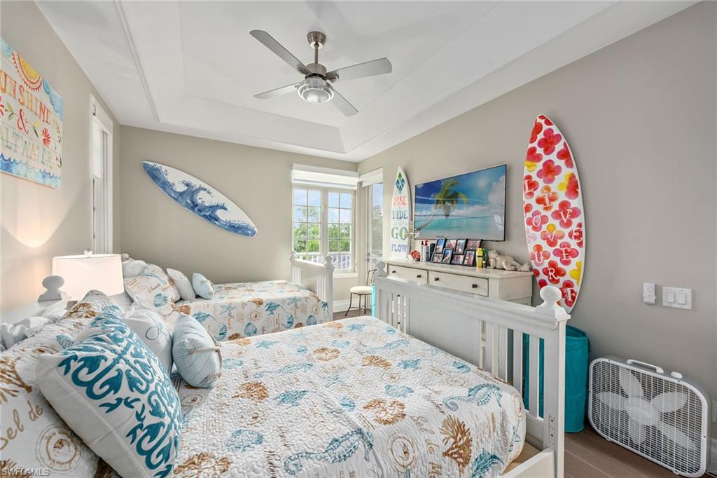 HIDEAWAY BEACH - Residential