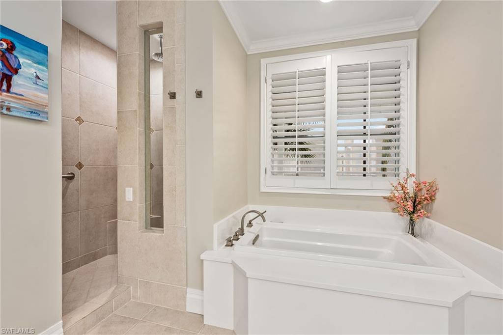 HIDEAWAY BEACH - Residential