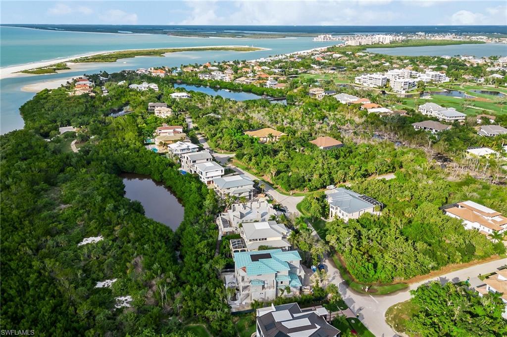 HIDEAWAY BEACH - Residential