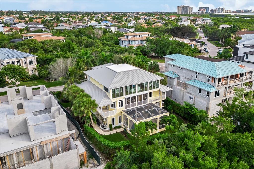 HIDEAWAY BEACH - Residential