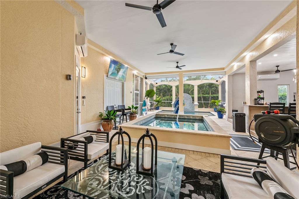 HIDEAWAY BEACH - Residential