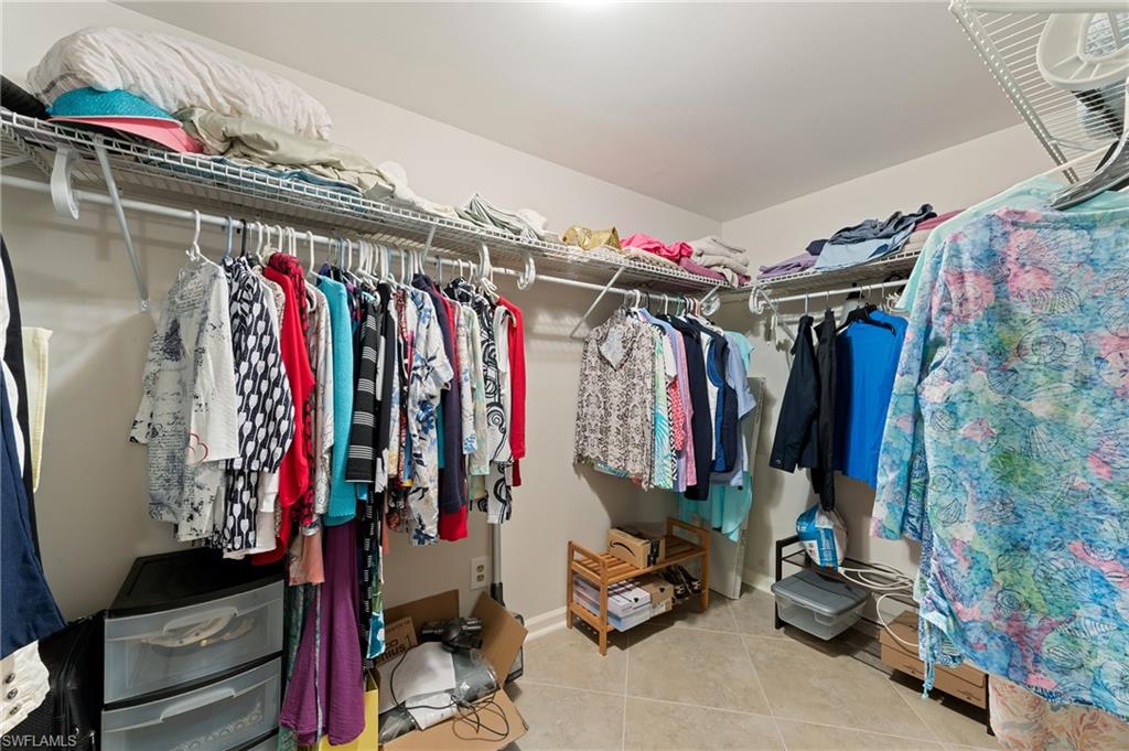 OXFORD COURT - Residential