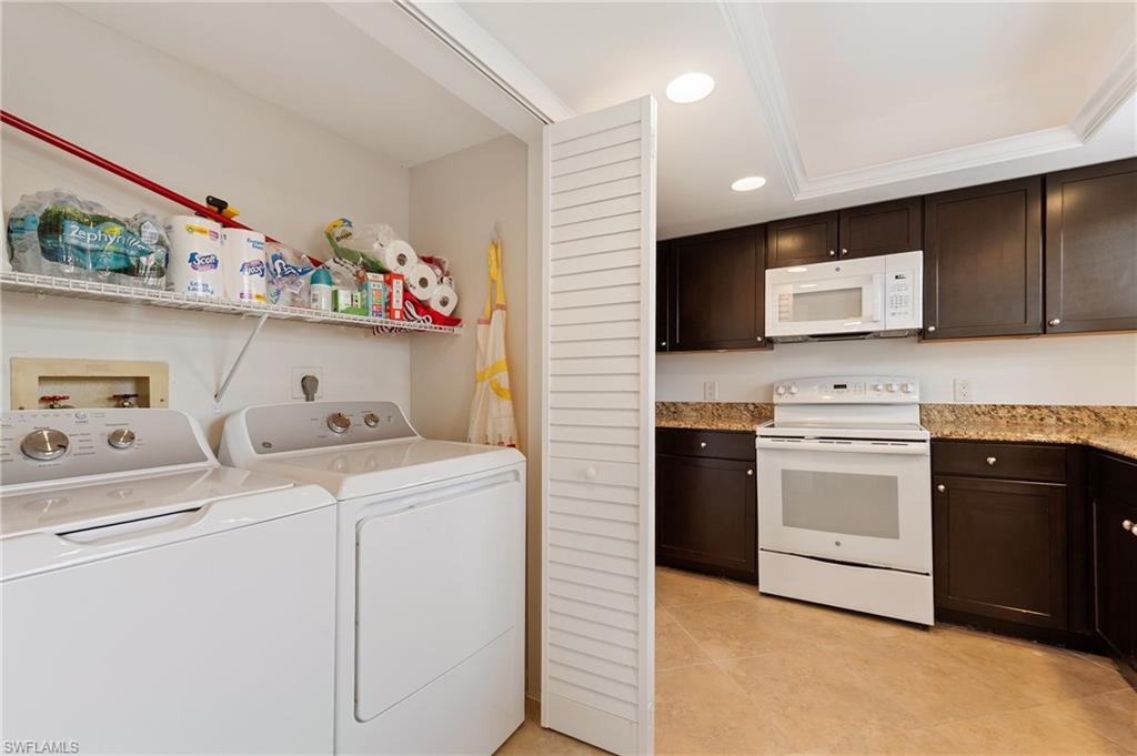 OXFORD COURT - Residential