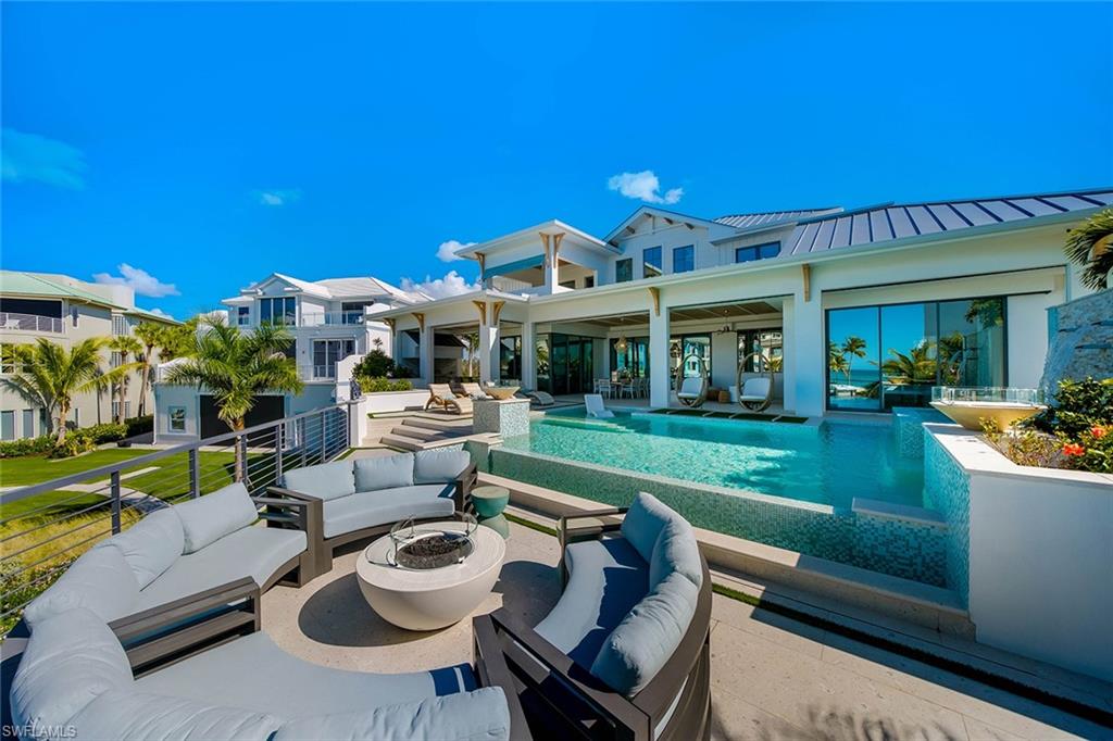 BAREFOOT BEACH - Residential