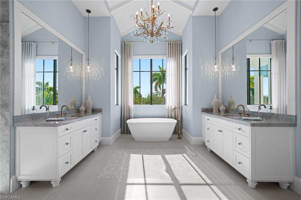 BAREFOOT BEACH - Residential