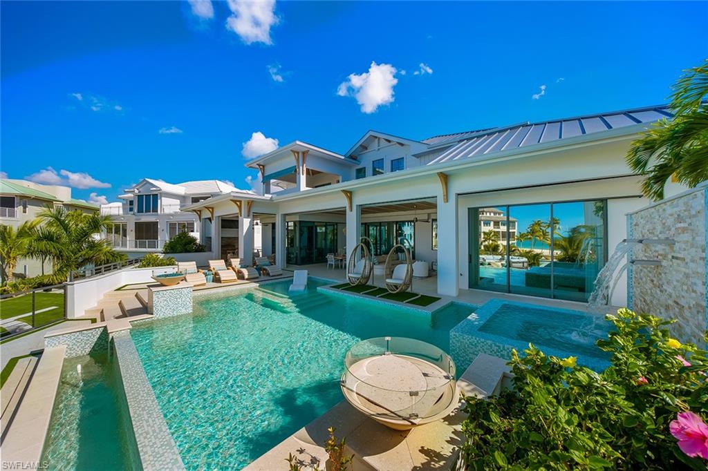 BAREFOOT BEACH - Residential