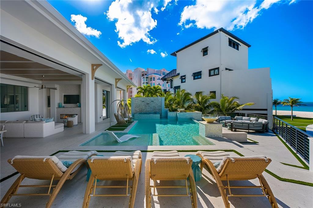 BAREFOOT BEACH - Residential