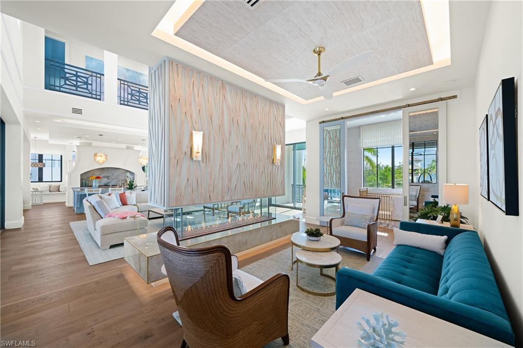 BAREFOOT BEACH - Residential