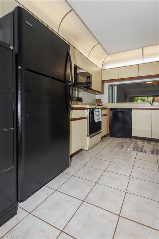 ABBEY AT BERKSHIRE VILLAGE - Residential