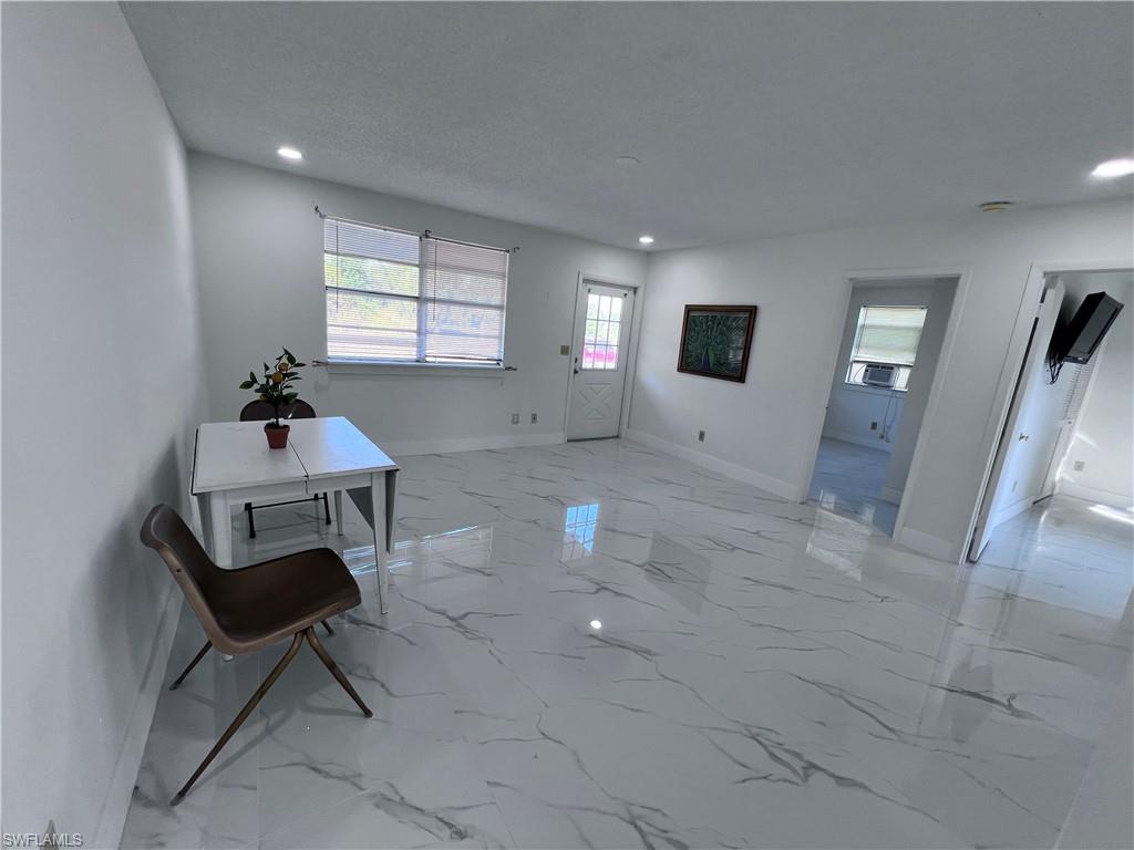 LABELLE - Residential Lease