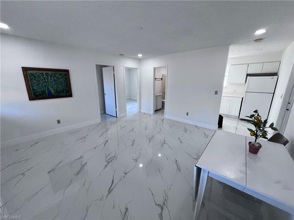 LABELLE - Residential Lease