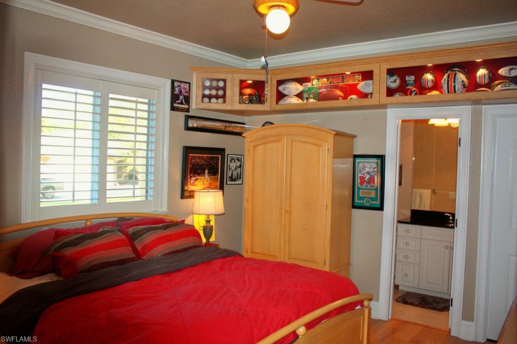 SKYLINE WOODS - Residential