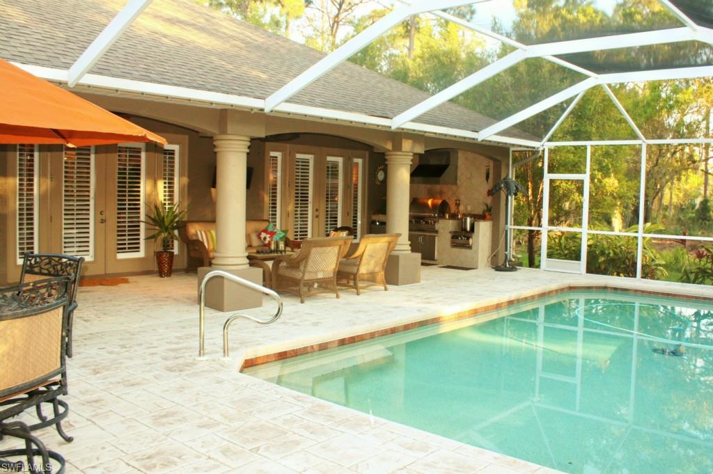 SKYLINE WOODS - Residential