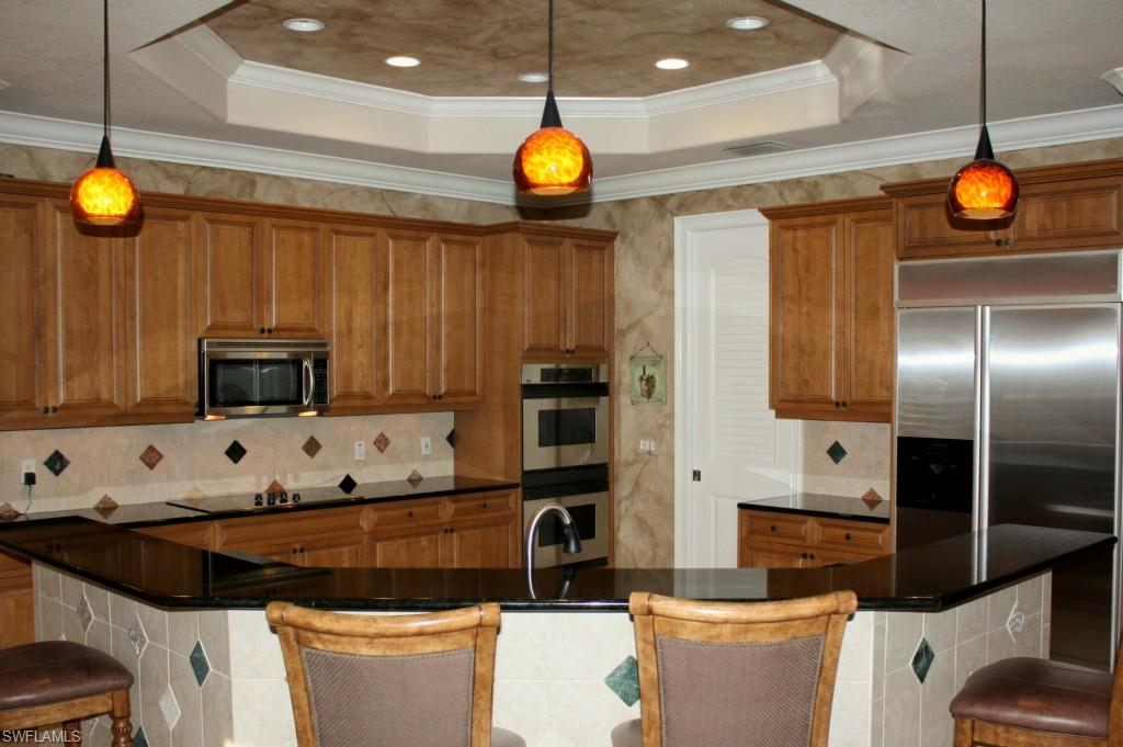 SKYLINE WOODS - Residential