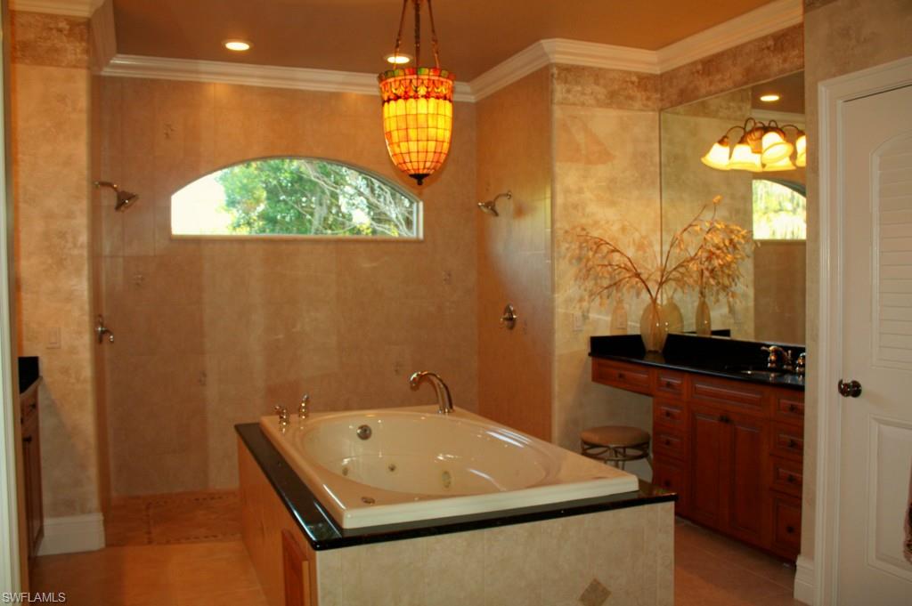 SKYLINE WOODS - Residential