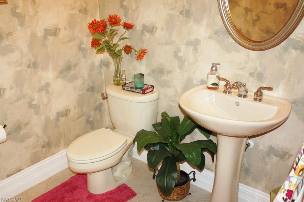 SKYLINE WOODS - Residential