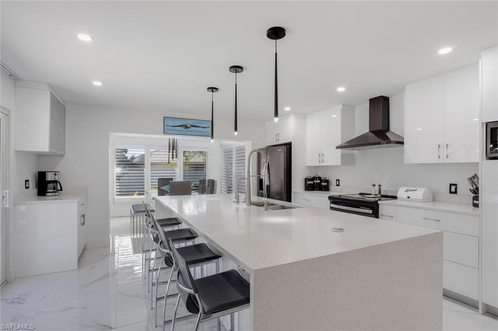 1026 S Town And River DR